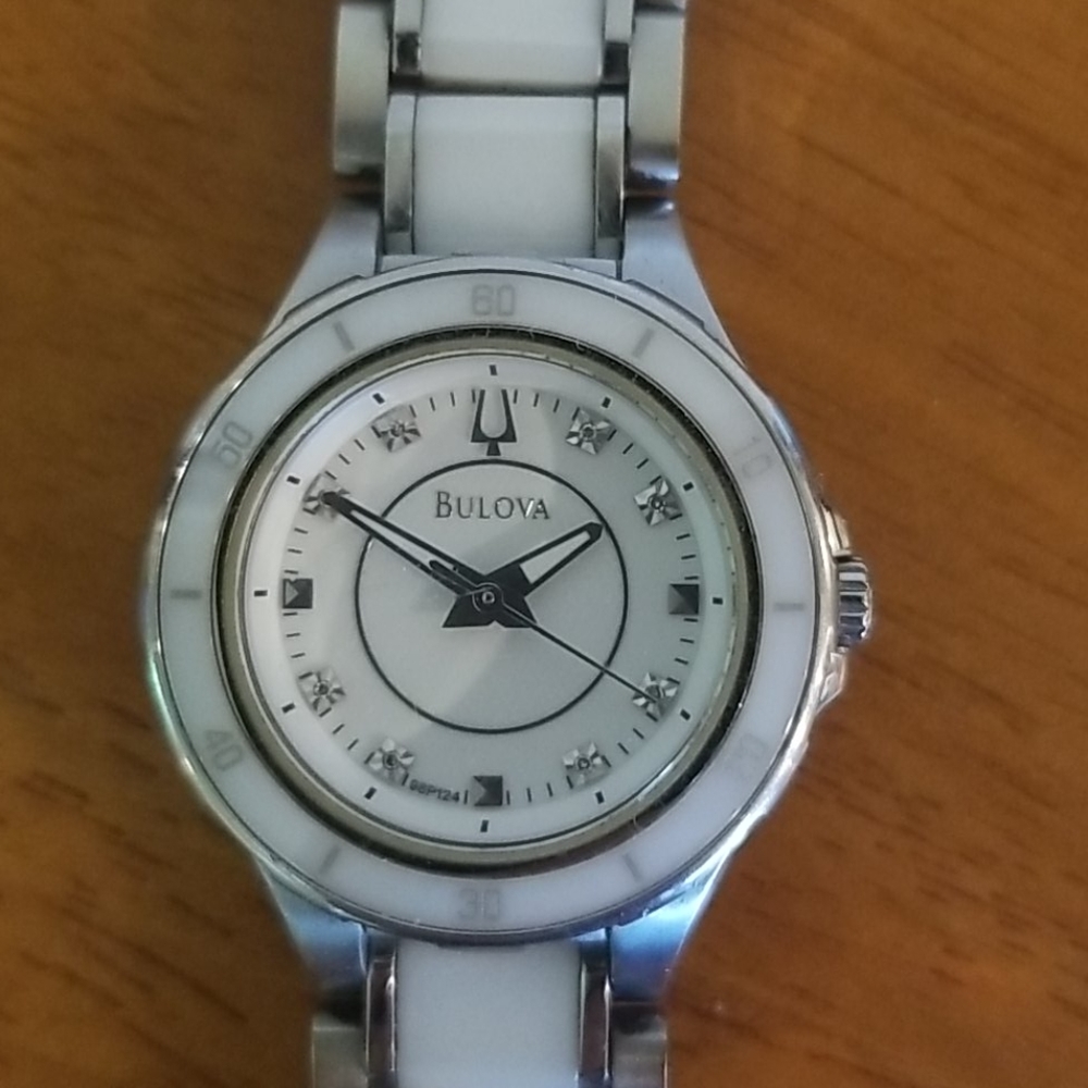 Watch - Picture 2 of 3